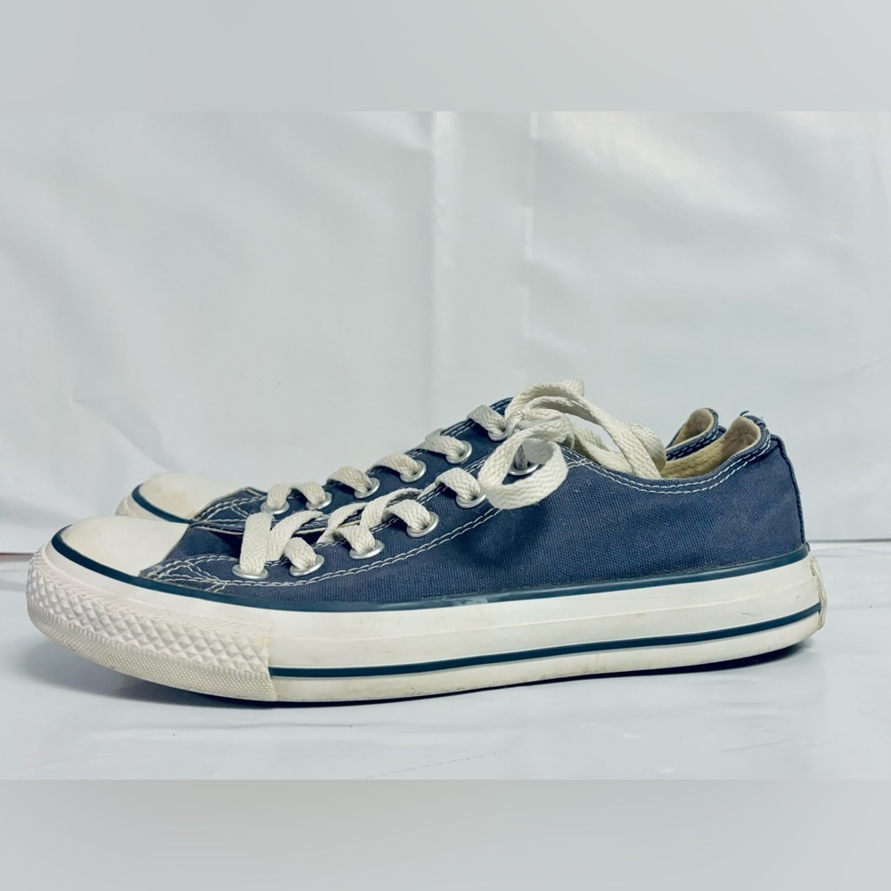 Converse Chuck Taylor All Star‎ Low Blue Sneaker Size Men 6 Women 8 - Picture 4 of 9